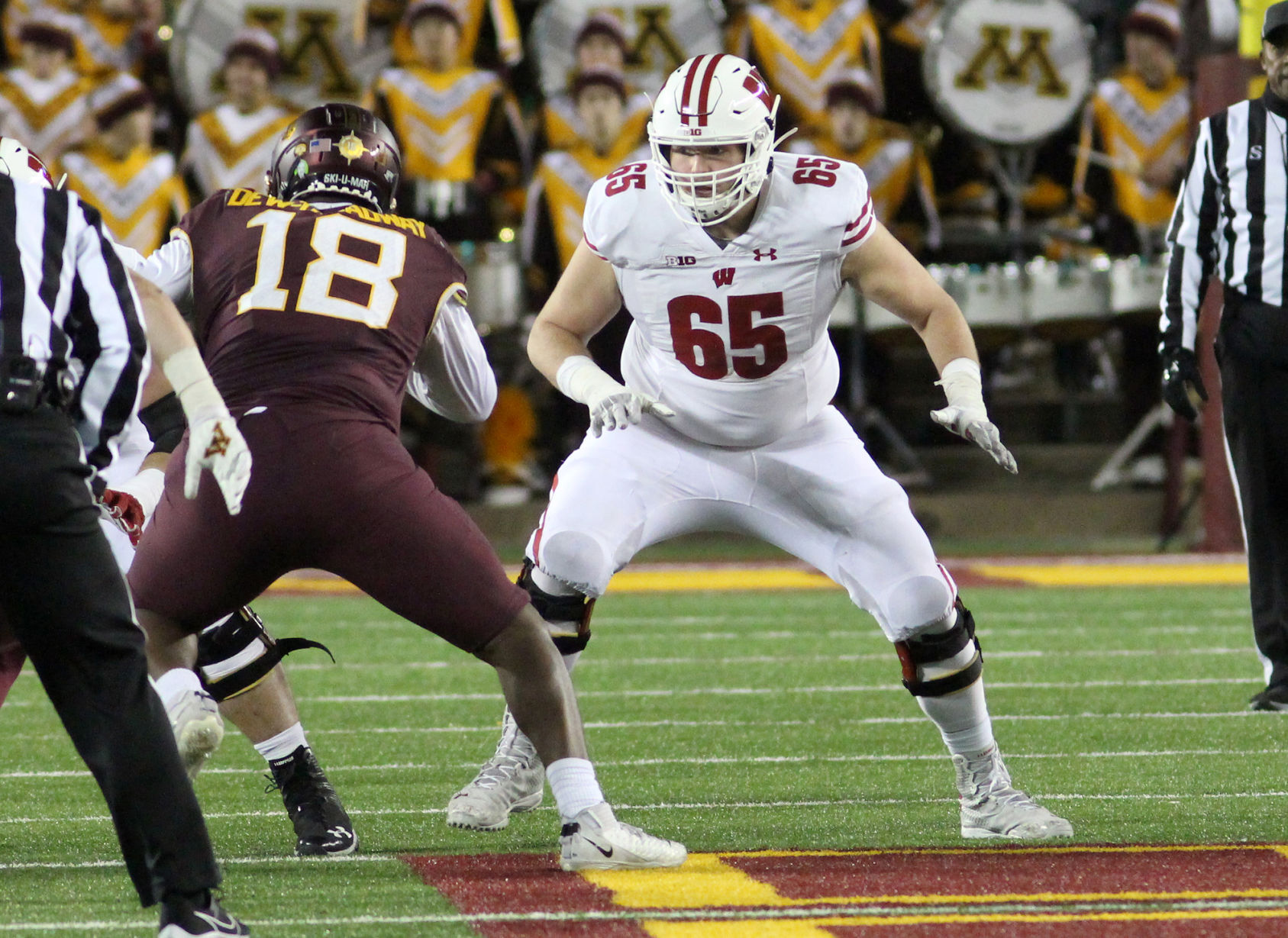 Wisconsin football at Minnesota 11-27-21